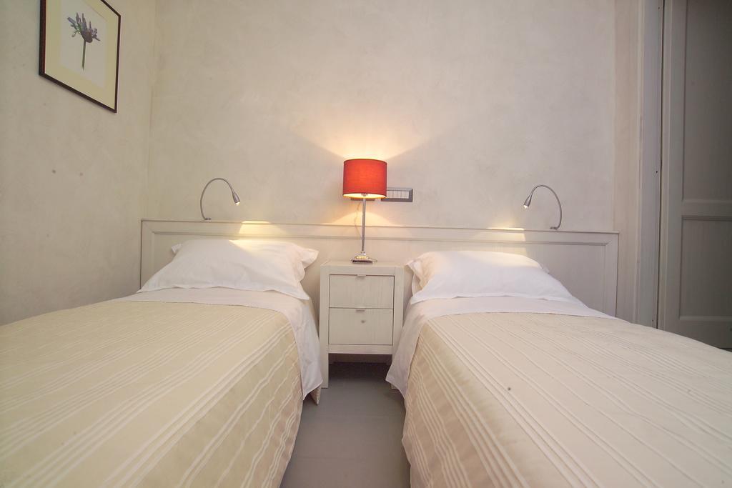 Bed and Breakfast Stazione Di Posta Сан-Джемини Экстерьер фото